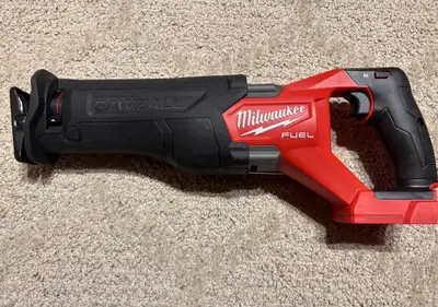 Brand new Milwaukee gen2 m18 fuel sawzall reciprocating saw 2821, View more