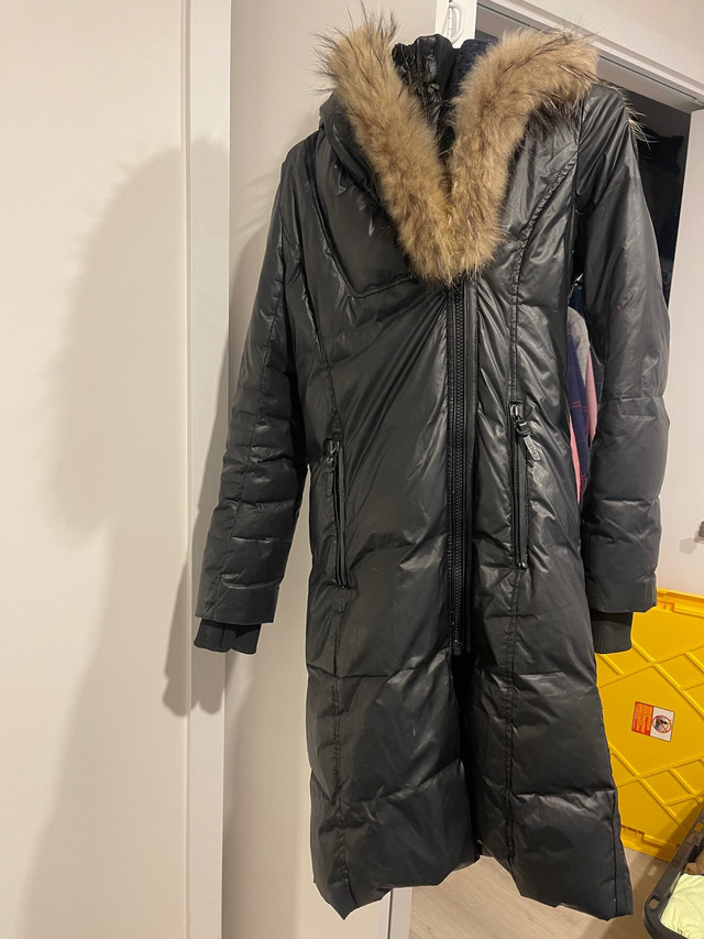 Manteau d’hiver dans Femmes - Autre  à Ville de Montréal - Image 4
