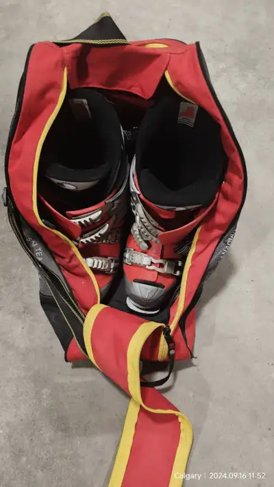 Atomic Red boots with bag: 306 mm - $ 50 Pick up in NW Calgary. If ad is on, they’re still available...