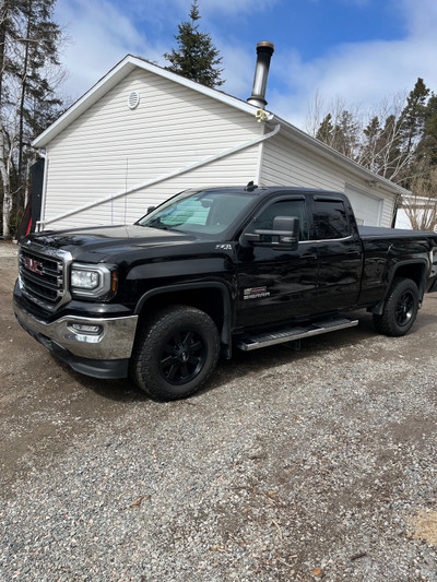 Camion gmc sierra 2017