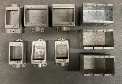 Boite électrique + boitier Hammond Manufacturing + BX, View more