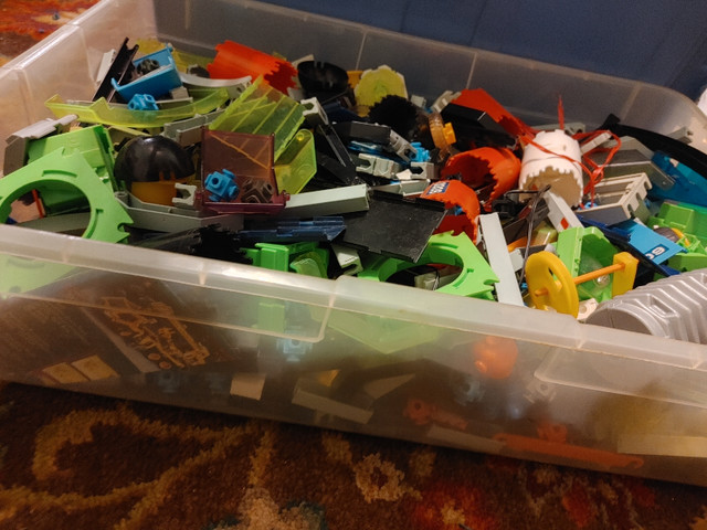Fisher Price Construx 12 pounds 450$ OBO in Toys & Games in Windsor Region - Image 3