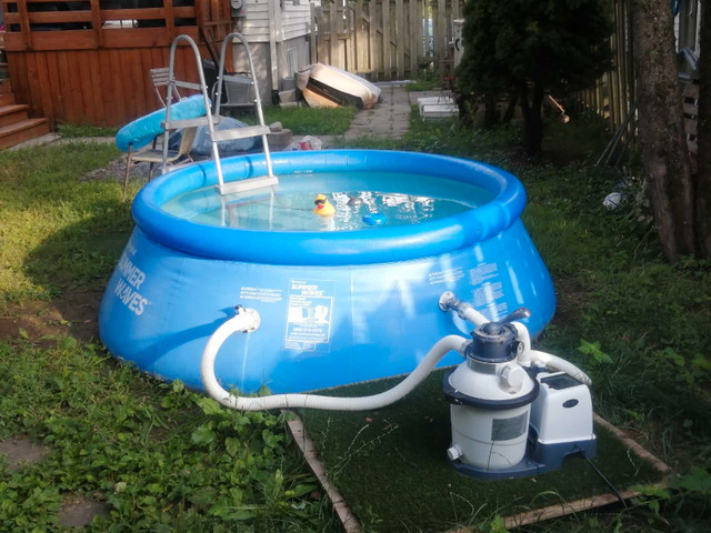 Piscine gonflable 8' avec filtreur dans Spas et piscines  à Ville de Québec - Image 4