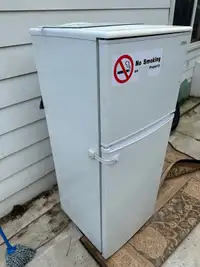 Free fridge 