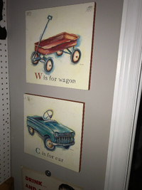 2 CHILDREN EDUCATIONAL WALL PLAQUES - LETTERS C  & W FEATURED