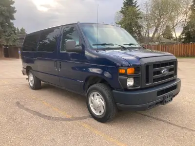 This a a solid eight passenger van with plenty of cargo room. It would make a good family vehicle fo...