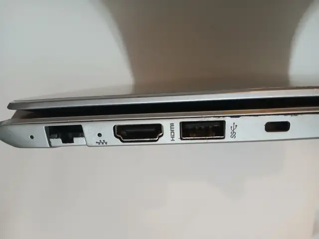 HP 13-2195ca ,  AS-IS / Pour pièces ou  réparation in Laptops in City of Montréal - Image 6