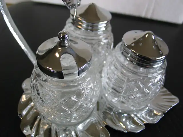 Clear Glass with Silver Leaf Design Tray S&P Set