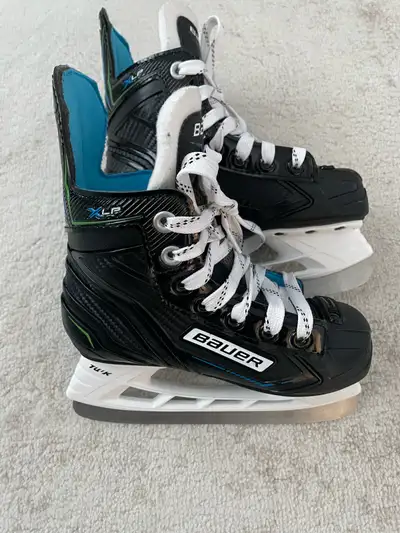 Bauer X-LP youth hockey skates size 11, View more