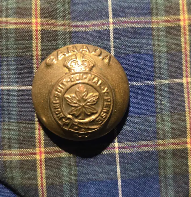 Military buttons in Other in Kingston - Image 2
