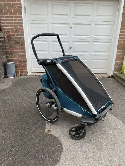 Selling a used Thule Chariot Cross 1. Purchased 2 years ago and only lightly used. In great conditio...