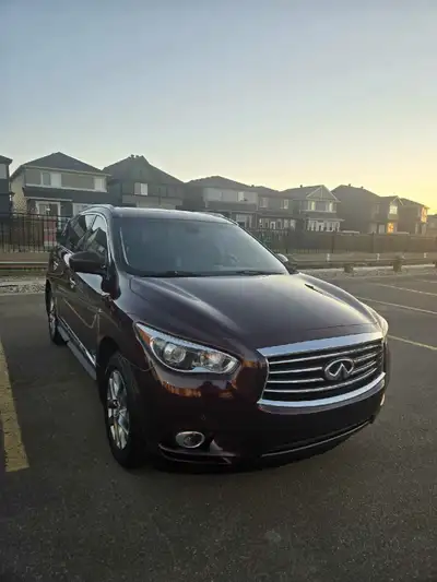 2014 Infiniti QX60. Excellent condition inside and out. Everything working very well. Active title....