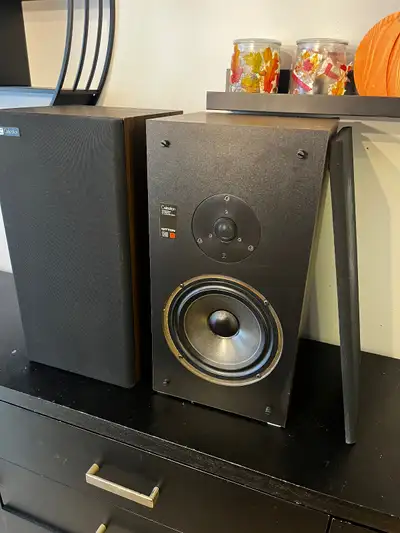Good pair of Celestion Ditton 130 speakers. Minor signs of usage but overall good condition.