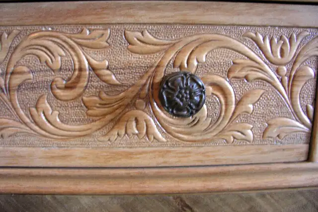 HUTCH in Hutches & Display Cabinets in Kawartha Lakes - Image 4
