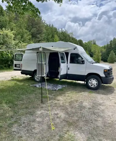 Yes it's available. Ad will be deleted once sold. If you can read this, it's still for sale. Accepti...