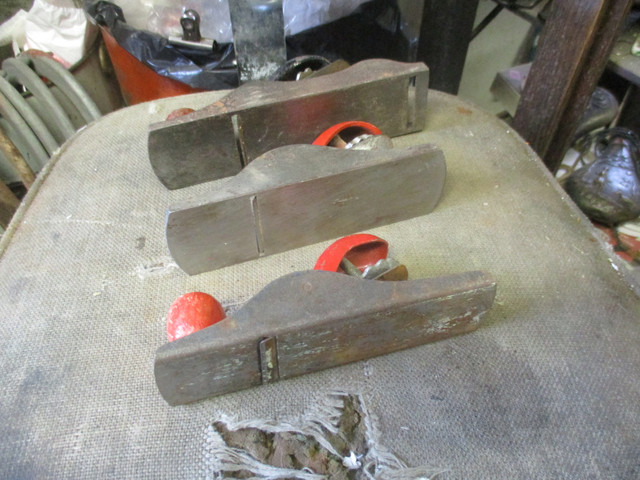 OLD VINTAGE 1960s STANLEY CABINET PLANE TOOLS $15. EA. CARPENTRY in Hand Tools in Winnipeg - Image 3