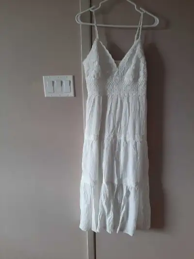 Women's white dress, View more