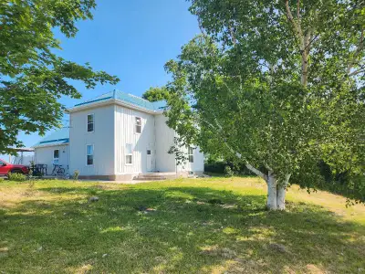 4 bdr house for rent