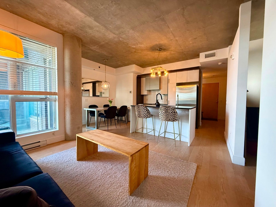 Condo 3 1/2 à louer 2