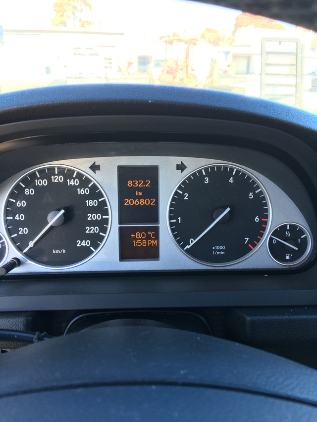 Mercedes benz B200 2010 safetied in Cars & Trucks in Sarnia