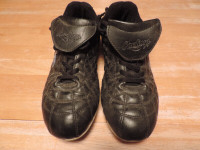 Children's Soccer Shoes (size 6) St. Vital