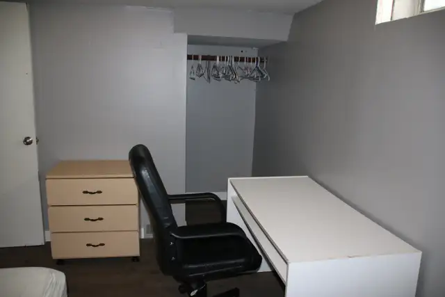 SERIOUS STUDENT-ROOM TO RENT-SAULT COLLEGE AREA in Room Rentals & Roommates in Sault Ste. Marie - Image 8