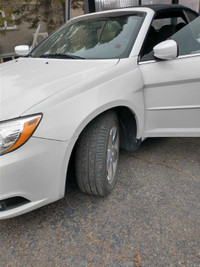 Voiture Chrysler 200 - 2011