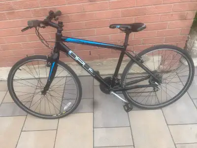 Fair condition needs some tlc Rim is slightly bent and brakes need work Medium frame