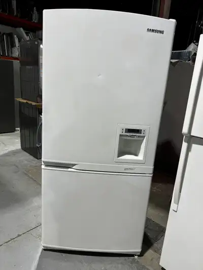 Réfrigérateur 32po Blanc congélateur en bas | SR-L629EV -Samsung, View more