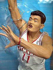YAO MING MCFARLANE 12" FIGURE, 2005 in Arts & Collectibles in Hamilton - Image 4