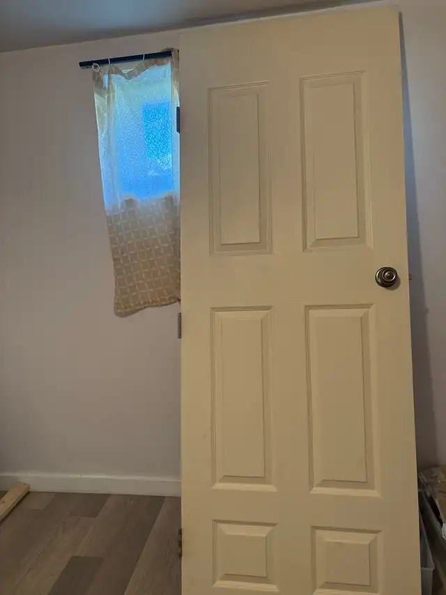 Interior Door529839415425116162