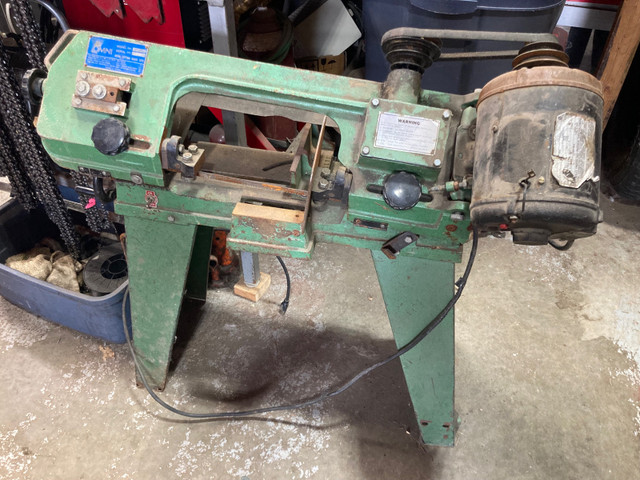 Band saw  in Power Tools in Prince Albert