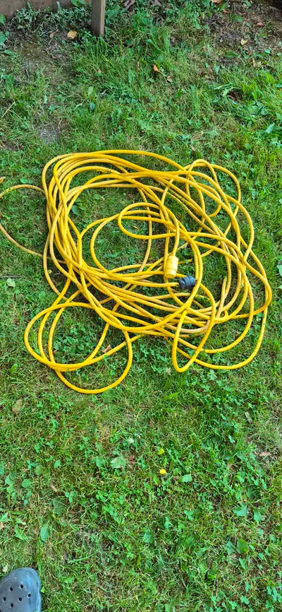 100' extention cord, View more