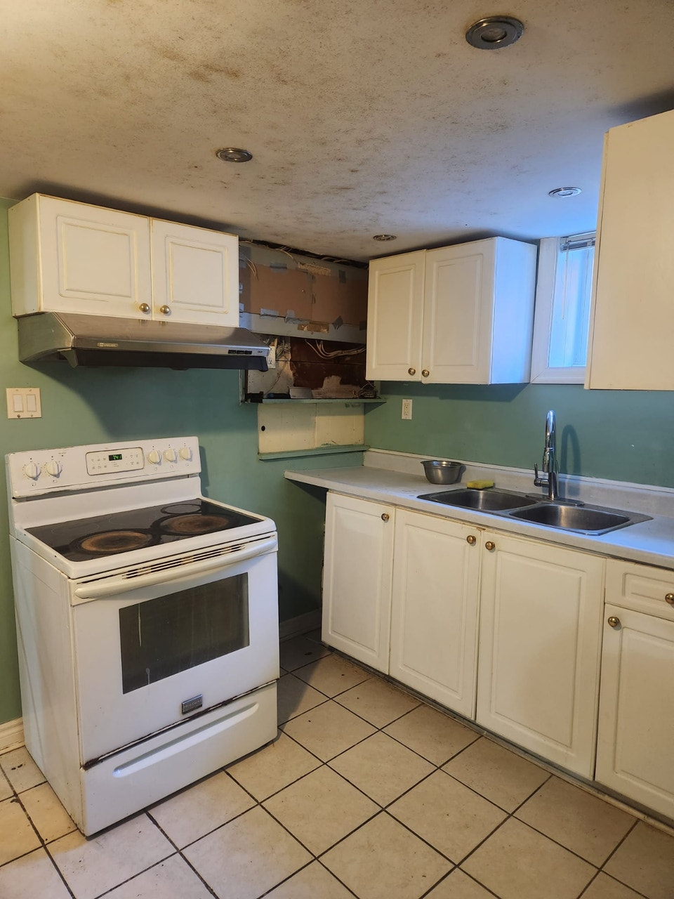 SPACIOUS 2-BEDROOM BASEMENT FOR RENT – SCARBOROUGH 5