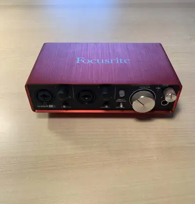 Focusrite Scarlett 2i2 2nd Gen Audio Interface, View more