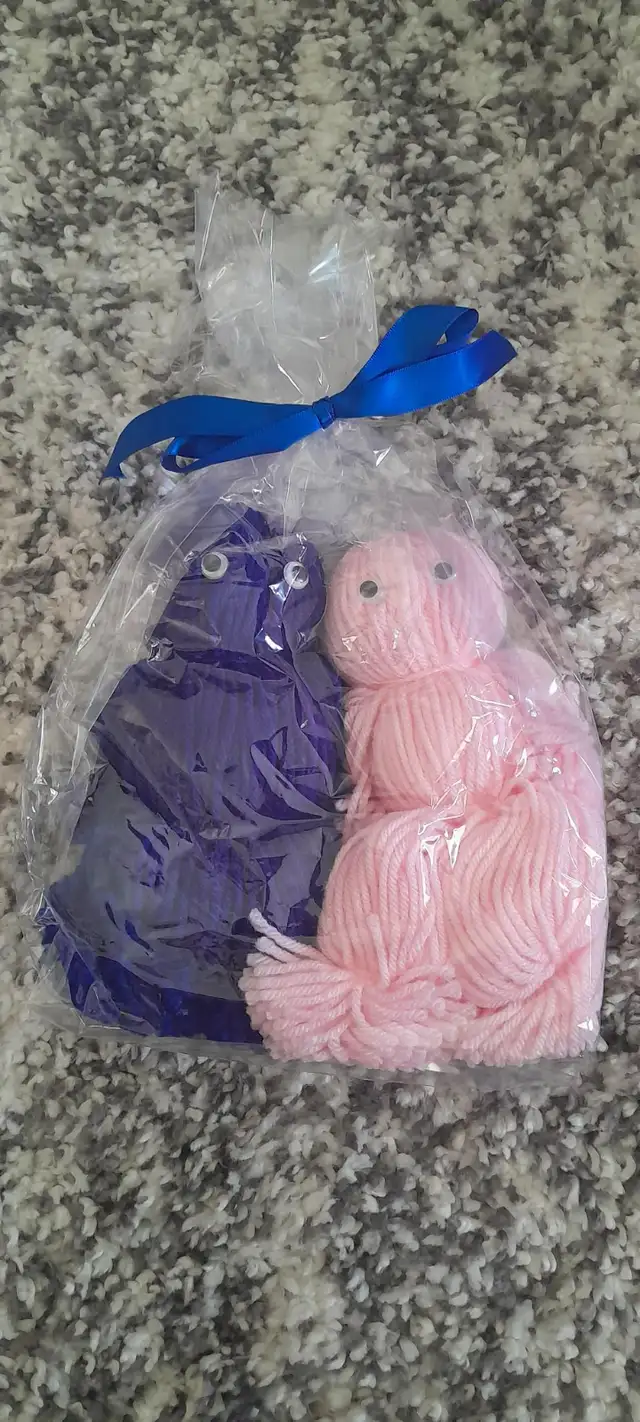 Handmade Yarn Dolls in Toys in Windsor Region - Image 5