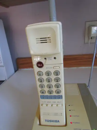 Vintage 1992  Telephone Toshiba Multi-Channel cordless telephone, View more