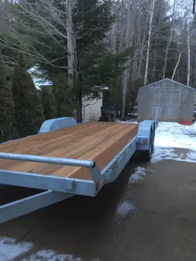 2023 galvanized 20ft car hauler in great shape. it only got used one time to move my tractor. Lookin...