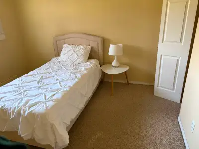 Women only - looking to rent a 7ft x 7ft bedroom for 1-2 years. Comes with bed and nightstand and cl...