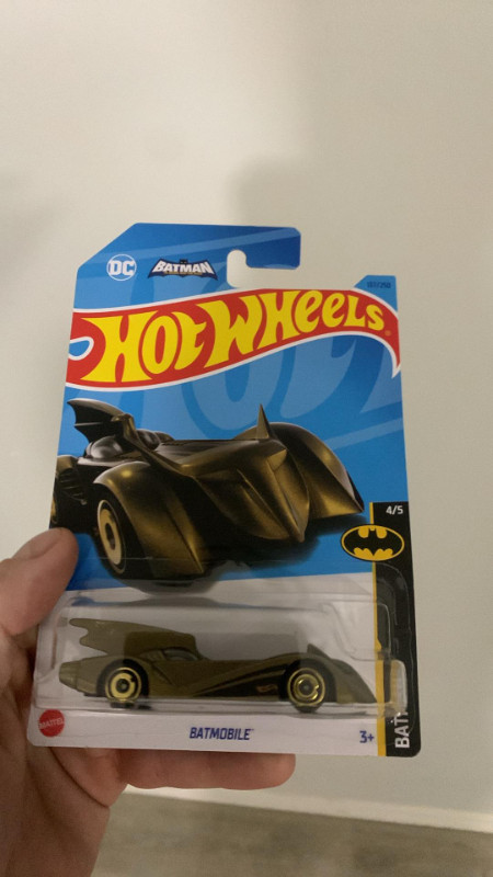 Hot Wheels Batmobile 4/5 2023 in Toys & Games in Cambridge