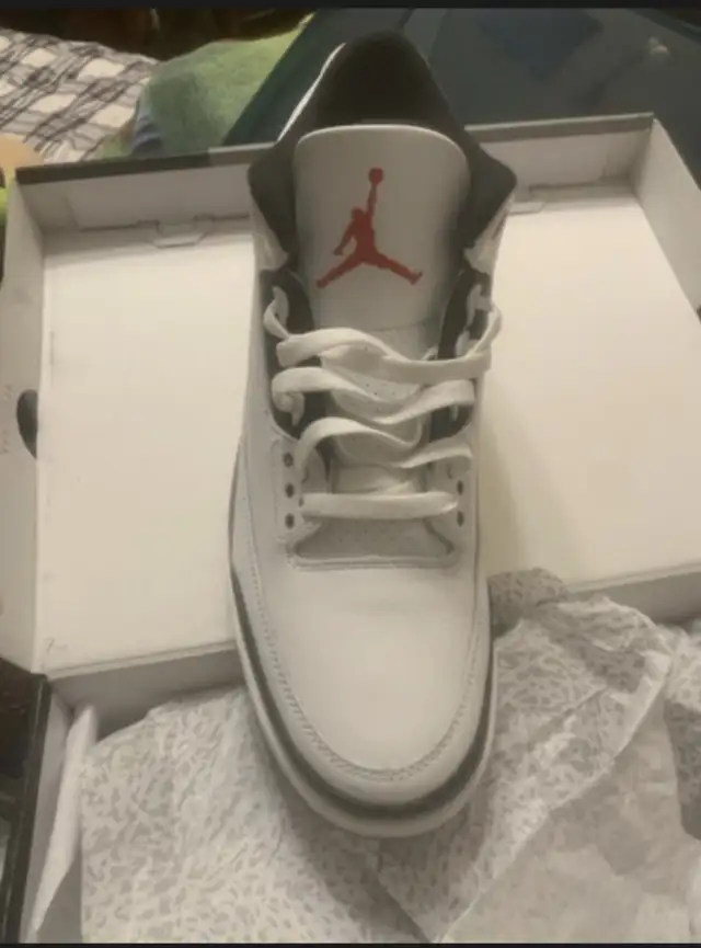 jordan 3 in Men's Shoes in Oshawa / Durham Region - Image 3