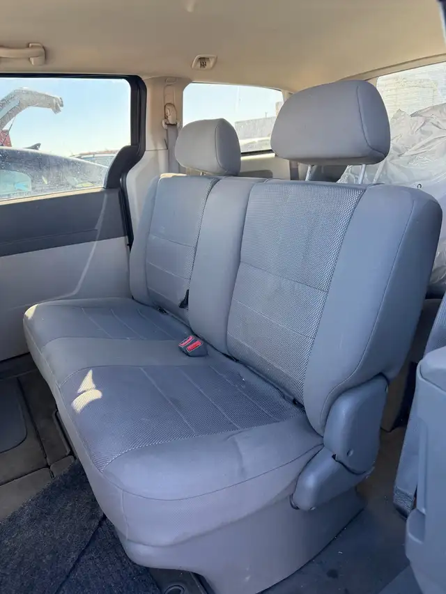 2009 dodge caravan 581029147591331846