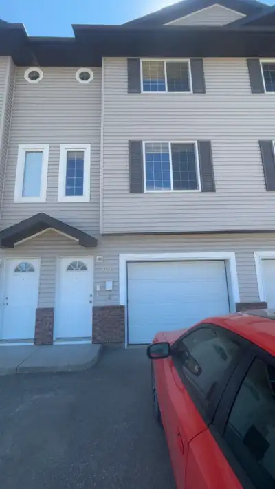 I have a beautiful townhouse available for rent in the north close to north superstore. Its very bri...