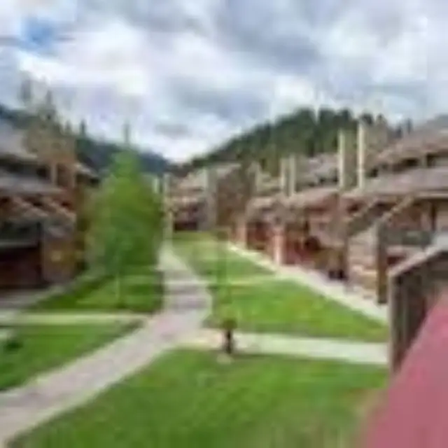  Panorama BC Vacation Rental – July 12–19 – 2BR Condo Sleeps 6 in British Columbia in Canada - Image 3
