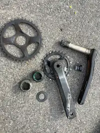 FSA comet Mountain bike crank + bottom bracket + extra ring 