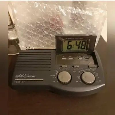 Seth Thomas Cordless Travel Clock Radio., View more