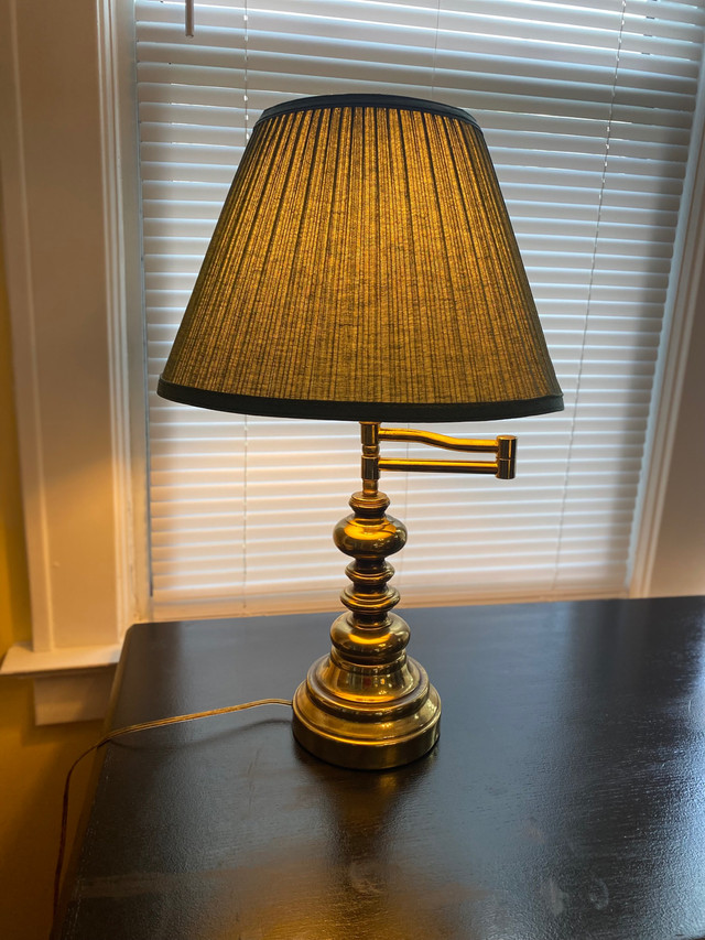  Table lamps in Indoor Lighting & Fans in Windsor Region - Image 2