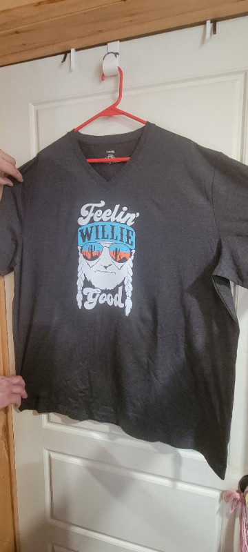 New Tshirts for sale (Bingo ,Crazy Chicken Lady , Willie Nelson in Multi-item in Miramichi - Image 4