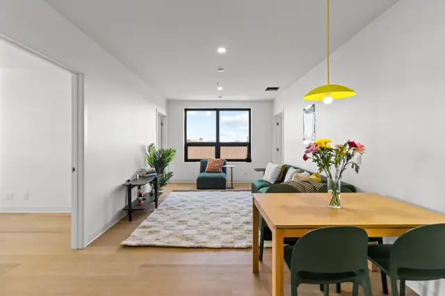 Student Apartments Steps Away from MUN Campus! in Room Rentals & Roommates in St. John's - Image 2