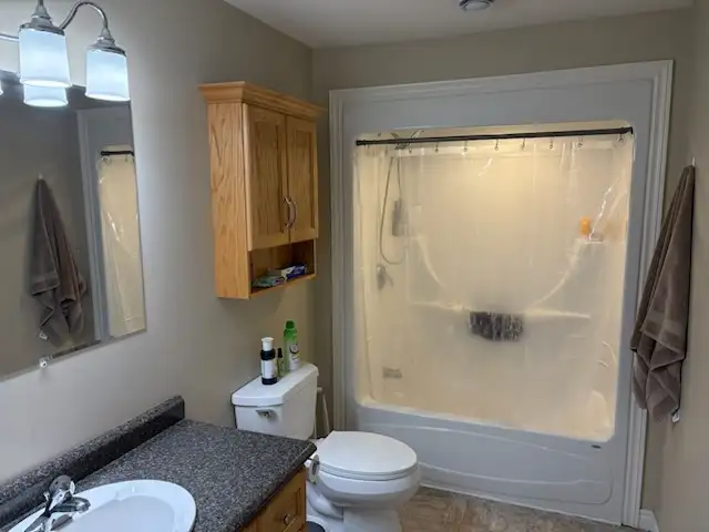 New & Clean Apartment with Separate driveway for 2 cars. in Long Term Rentals in St. John's - Image 8